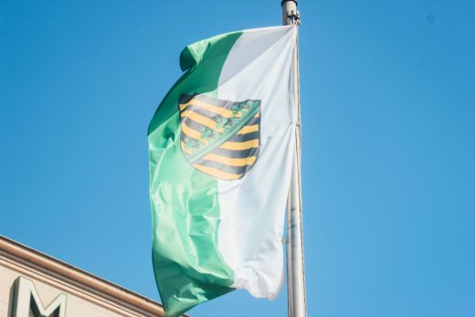 In Sachsens Mittelstand steht ein Generationenwechsel bevor. Die Suche nach Nachfolgern betrifft bis 2030 rund 33.000 Familienunternehmen. Abbildung: Maximilian Scheffler, Unsplash