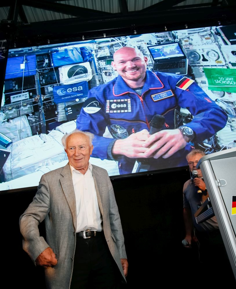 Festakt zum 40. Raumfahrtjubiläum am 26. August 2018 in der Deutschen Raumfahrtausstellung Morgenröthe-Rautenkranz – mit Live-Schalte zu „Astro-Alex“ in die ISS. Abbildung: SuperIllu/Yorck Maecke