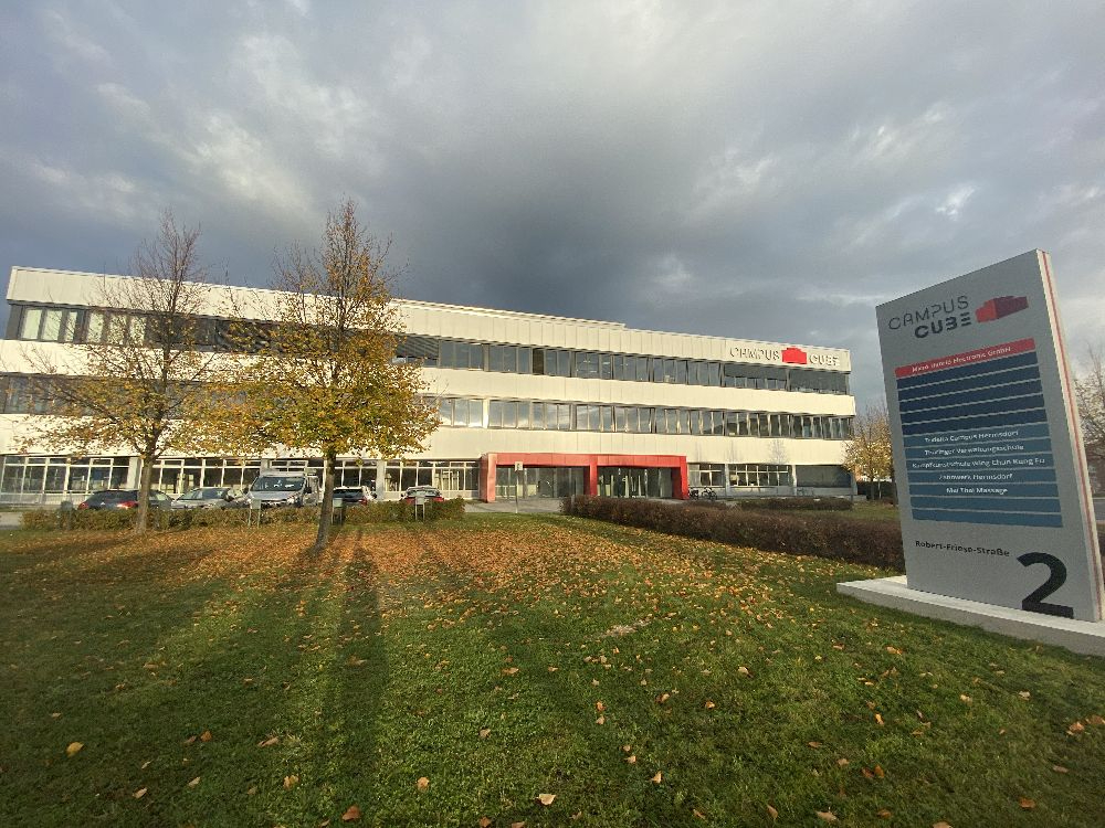 Geburtsstunde der Micro-Hybrid Electronic GmbH im Mai 1992. Abbildung: Micro-Hybrid