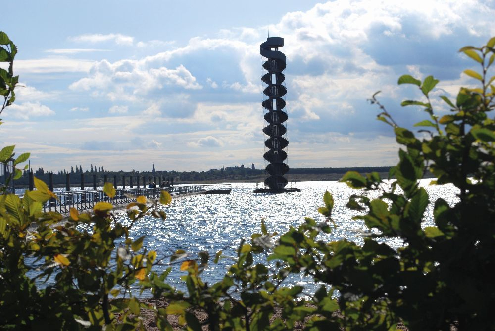 Bitterfeld heute mit Blick auf den Pegelturm. Abbildung: Kathrin Kuhnt