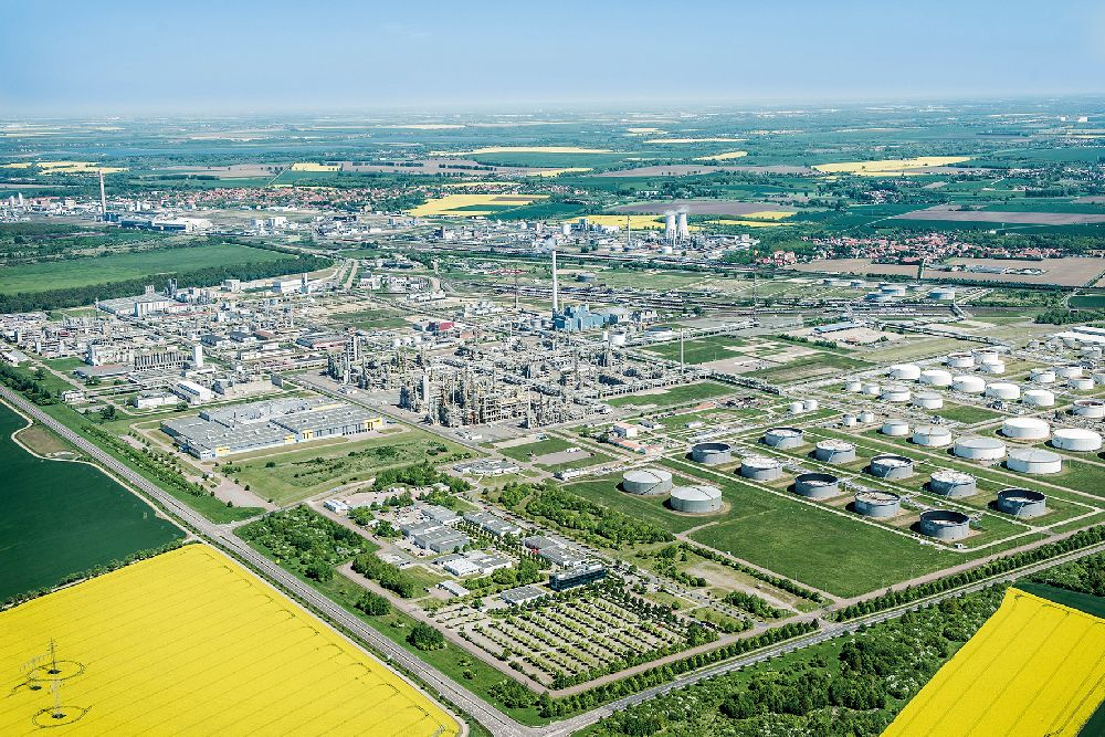 Der heutige Chemiepark Leuna aus der Vogelperspektive. Abbildung: InfraLeuna GmbH