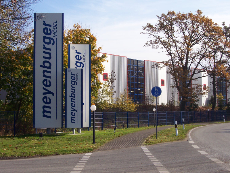 Traditionsunternehmen in der Prignitz: die Meyenburger Möbel GmbH. Abbildung: Wirtschaftsfördergesellschaft Prignitz mbH