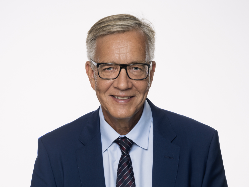 Dietmar Bartsch, Dr. oec., Diplom-Wirtschaftswissenschaftler, Die Linke, geboren 1958 in Stralsund, Wahlkreis/Bundesland: 014, Rostock – Landkreis Rostock II/Mecklenburg Vorpommern. Abbildung: Deutscher Bundestag/Inga Haar