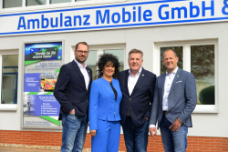 Die Unternehmensleitung von Ambulanz Mobile: Raik Schwarz, Dagmar Schwarz, Hans-Jürgen Schwarz, Frank Lundershausen (v. l. n. r.). Abbildung: Ambulanz Mobile