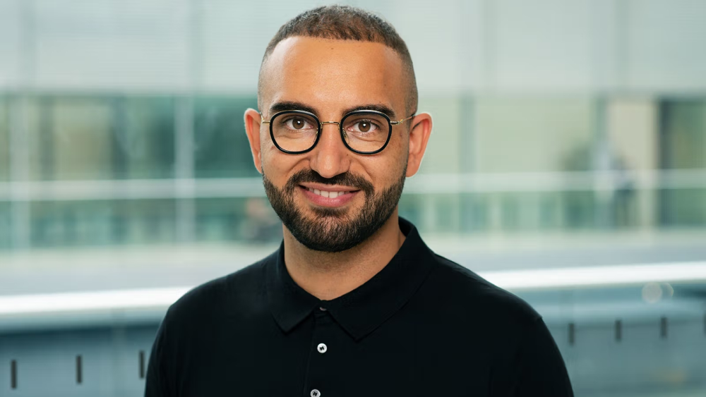 Kassem Taher Saleh, Bündnis 90/ Die Grünen, geboren 1993 in Zakho (Irak), Wahlkreis: Dresden I/Sachsen. Abbildung: Stefan Kaminski