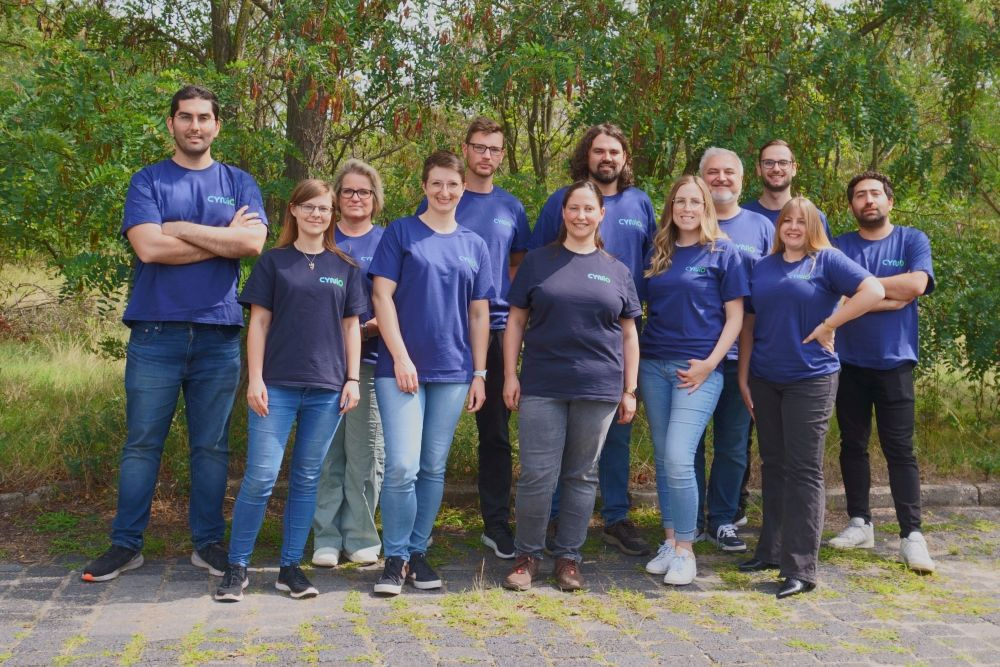 Das Team von Cynio. Inzwischen arbeiten 13 Mitarbeitende im Unternehmen. Abbildung: Cynio